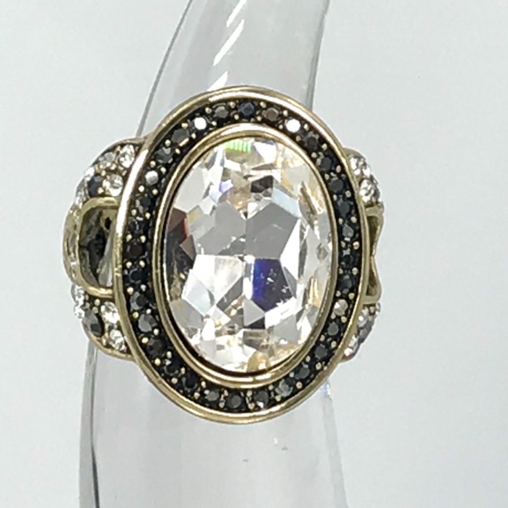 Heidi Daus Signature Accent Ring - Pristine